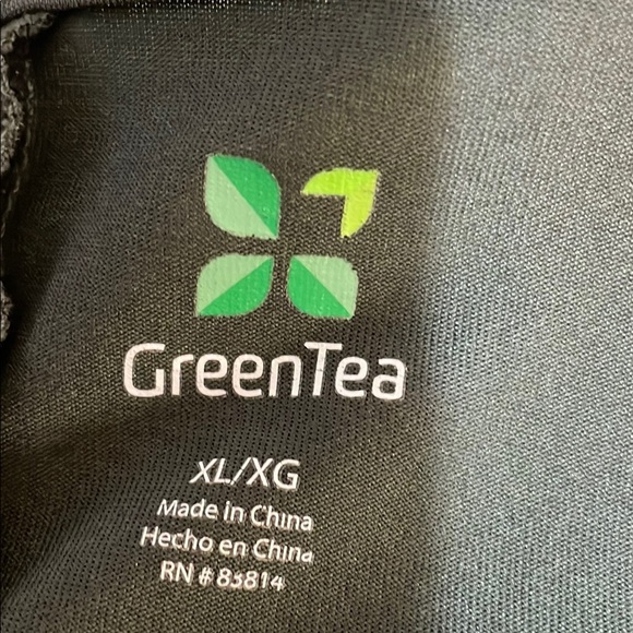 GreenTea Green Tiered Tunic Blouse - Picture 2 of 6